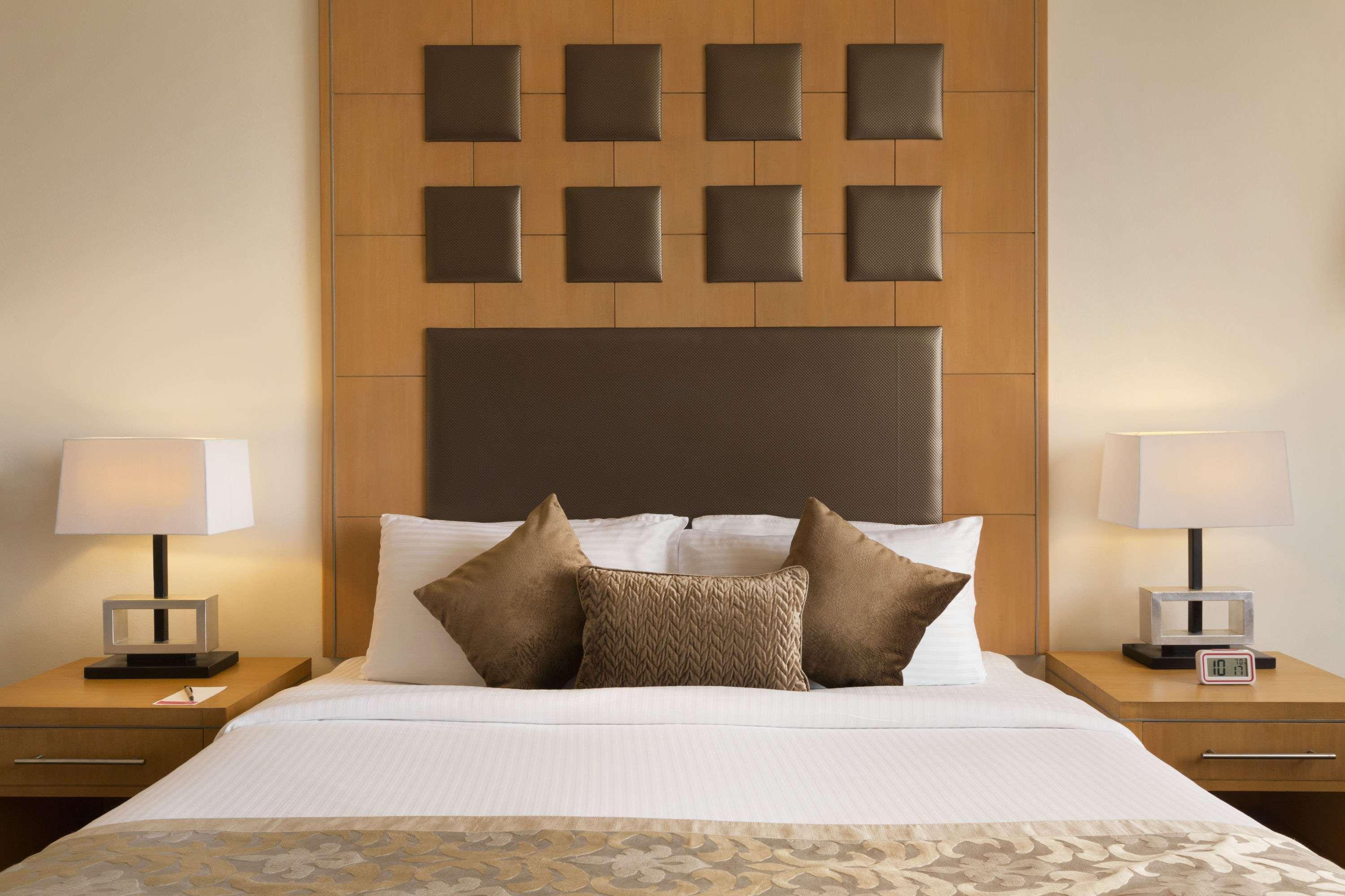 Ramada Plaza By Wyndham Jhv Benares Buitenkant foto
